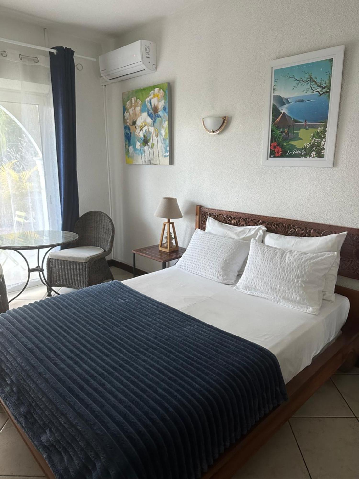 Hotel Residence Le Phoenix Сен-Пиер Екстериор снимка